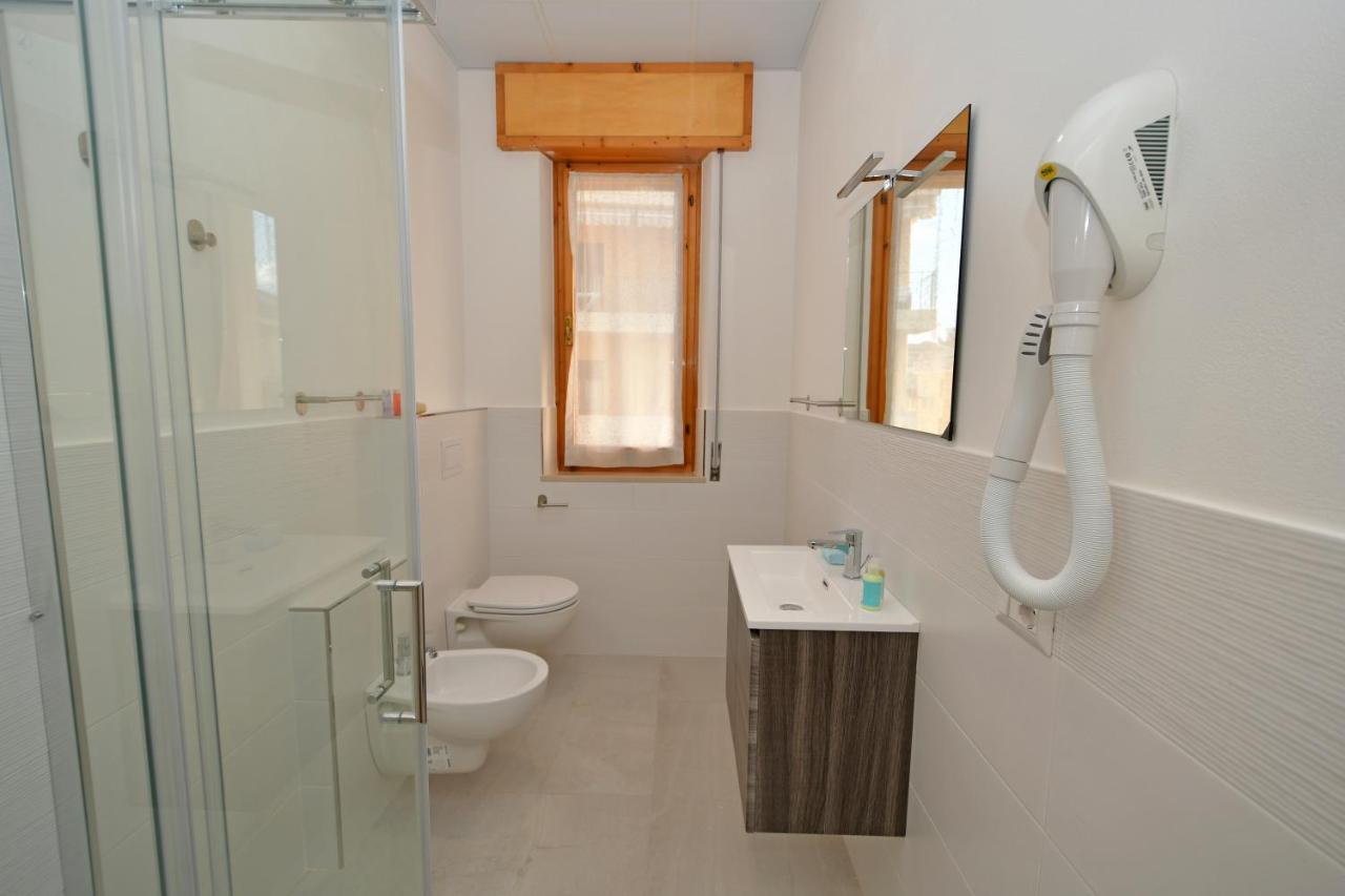 B&B Linae - Residence Alba Adriatica Buitenkant foto