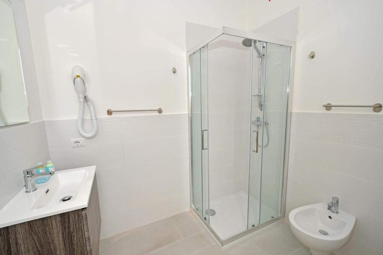 B&B Linae - Residence Alba Adriatica Buitenkant foto